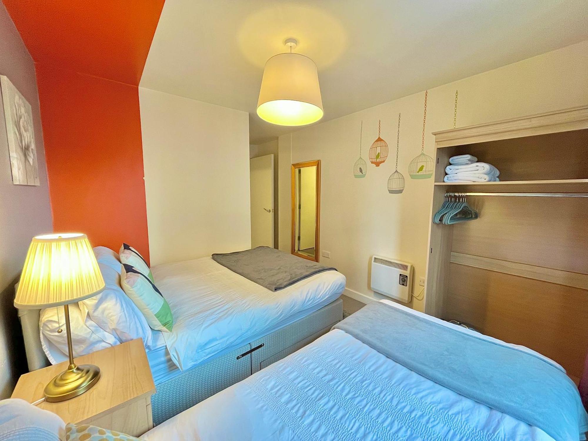 Skyview Apartment By Noknokstay - City Centre With Parking - Group, Family, Business Шефилд Экстерьер фото